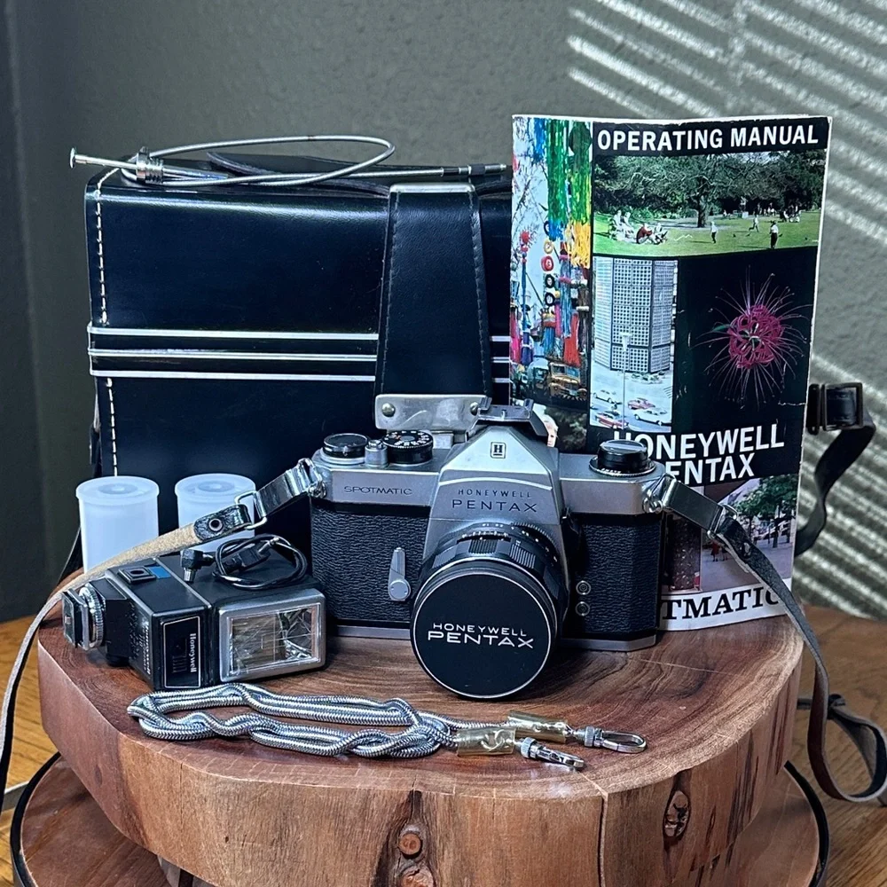 Asahi Honeywell Spotmatic Film Camera Kit - TESTED & WORKING!